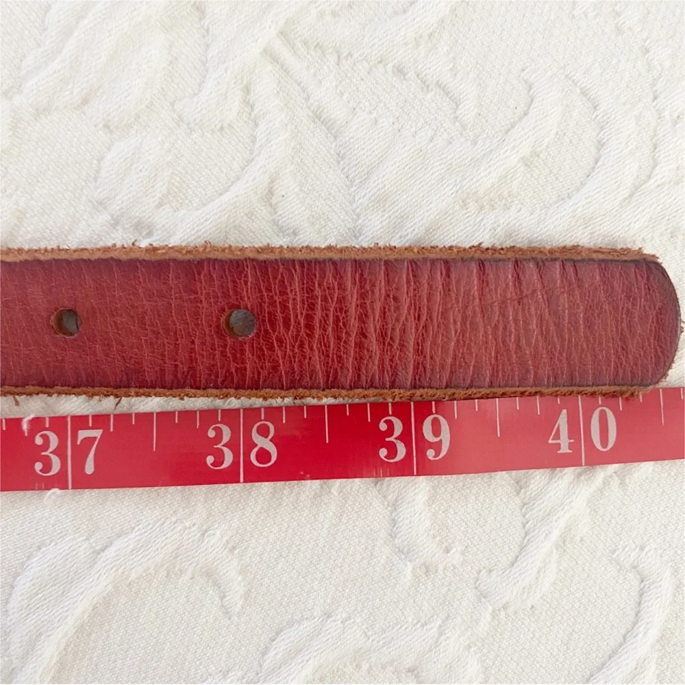 FOSSIL Reddish Brown Leather Belt with Rhinestone Buckle Size Medium